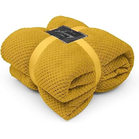FAIRWAYUK Waffle Honeycomb Fleece Throw Blanket Cover