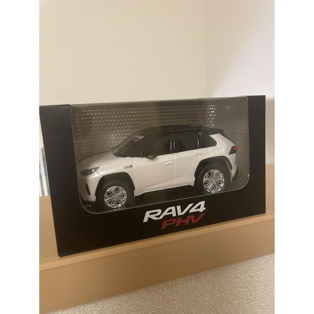 トヨタ RAV4 ホワイト ミニカー プルバックカー　　【超レア】 トヨタ RAV4 ホワイト ミニカー プルバックカー 【超レア】 希少 初代
