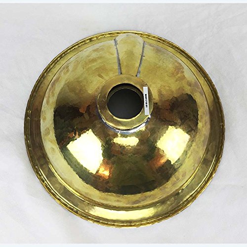 Lavabo marocchino in ottone martellato Dimensioni cm d 36,5x 15,5 h interamente realizzato a mano.