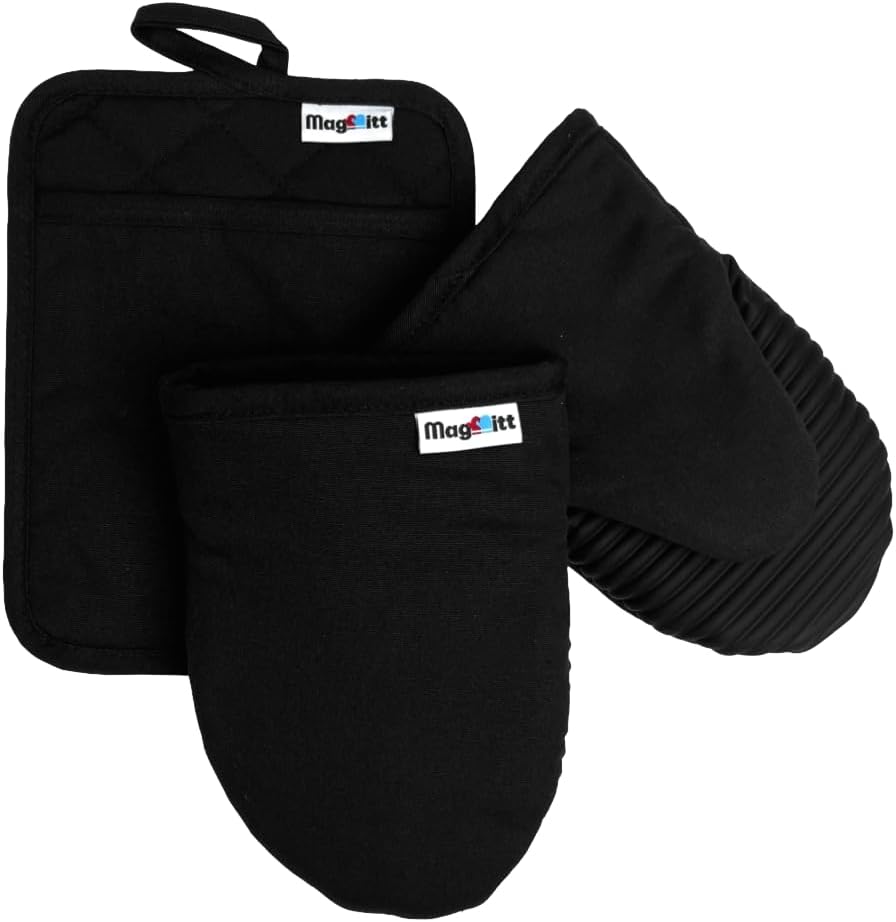 Magnetic Oven Mitts 3 Piece Set with Pot Holder, Ribbed Silicone Grip, Heat Resistant to 500F, Magnetic Storage, Premium Cotton Canvas, Non-Slip for Baking & BBQ (Black Licorice)