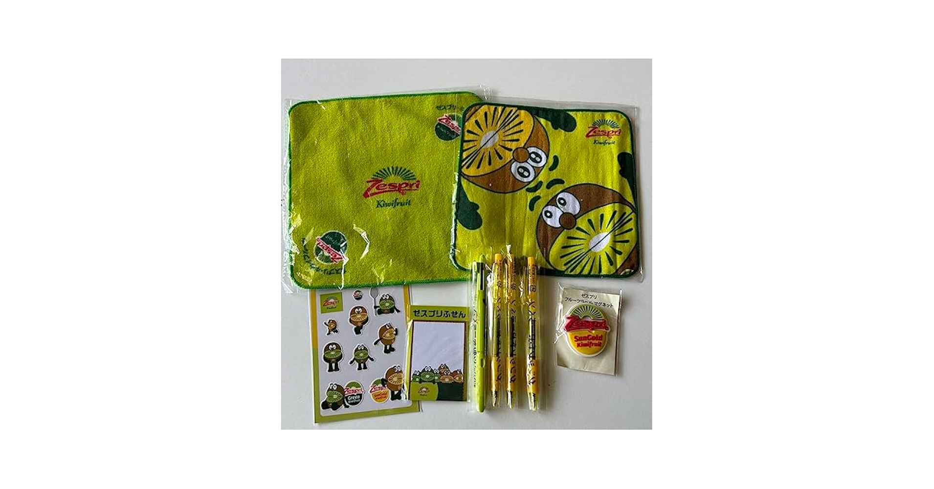 ☆ゼスプリ☆キウイブラザーズ ガーゼタオルハンカチ 7枚 zespri ゼスプリ キウイブラザーズ ガーゼ ハンカチ 未開封