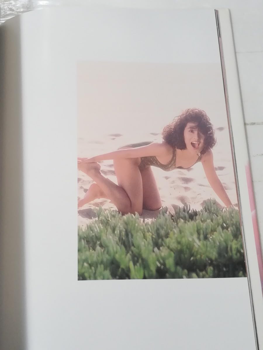 安原麗子　エロ Amazon.co.jp: 元少女隊 安原麗子 写真集 MIRAGE 天使は蜃気楼の彼方に : おもちゃ