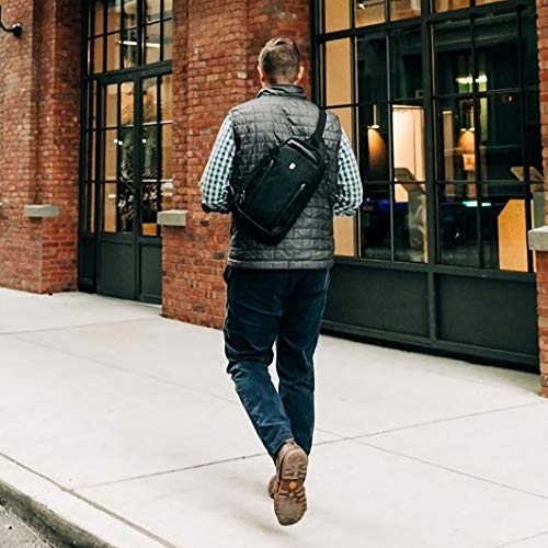 Victorinox Altmont Professional Tablet Sling Backpack, Black, 15.4-inch2