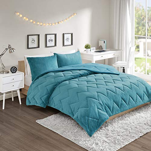 Intelligent Design Kai Solid Chevron Quilted Reversible Ultra Soft Microfiber to Cozy Plush Zipper Closure Comforter Set Bedding, King/Cal King, Teal