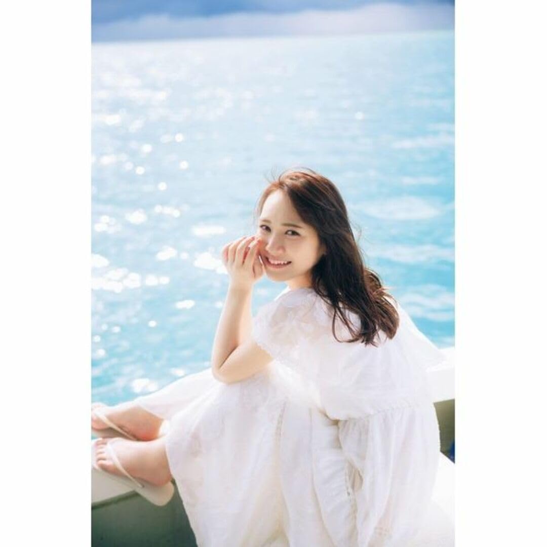 Amazon.co.jp: 乃木坂46 田村真佑 1st写真集 恋に落ちた瞬間 セブン