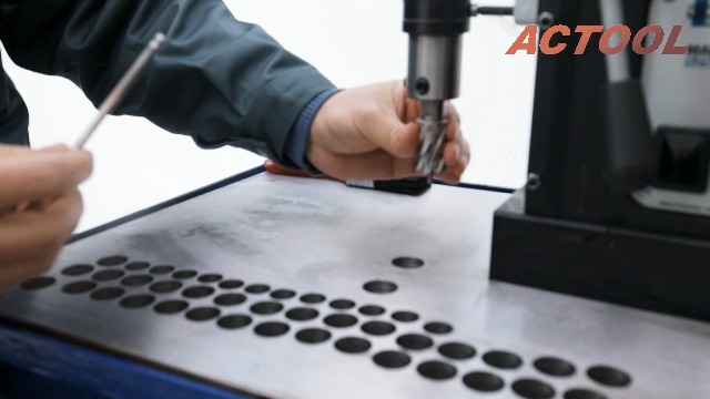 Image of 13 /16 inch Diameter x 1 inch Depth of Cut HSS ANNULAR Cutter with 3 /4'' Weldon Shank