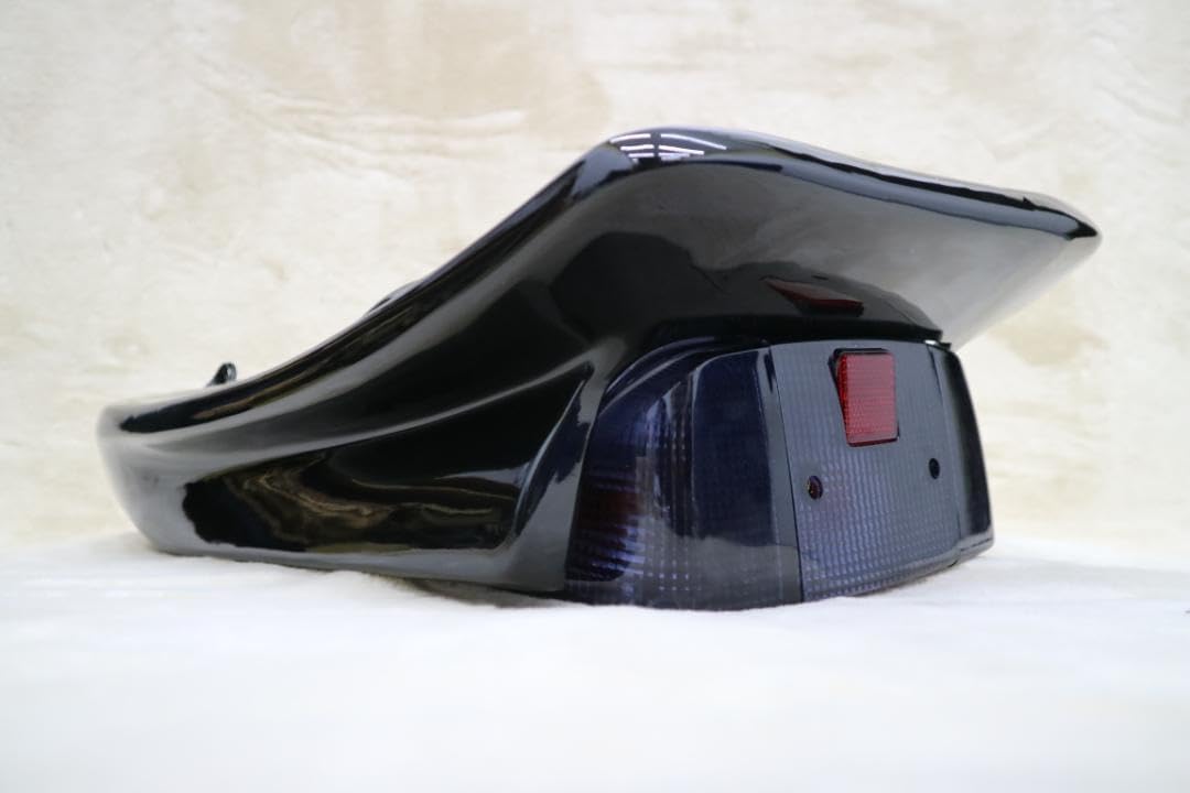 XJR４００　前期　CBX変身　テールカウル　黒＋スモーク Amazon | XJR400 前期 CBXタイプ カウル 黒＋スモーク