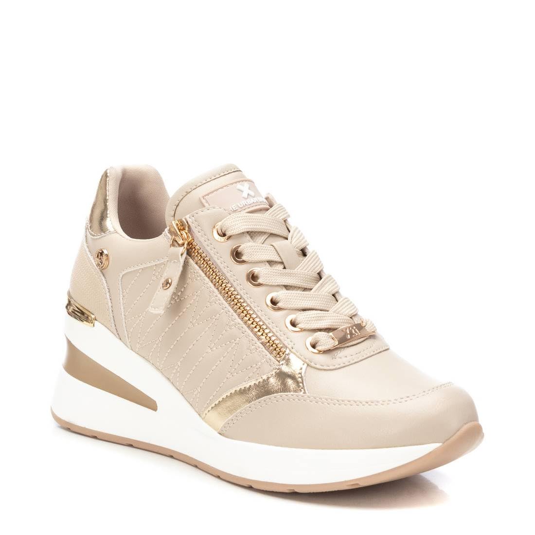 XTI - Sneakers Kobiety - Wygodne i wszechstronne obuwie – moda casualowa