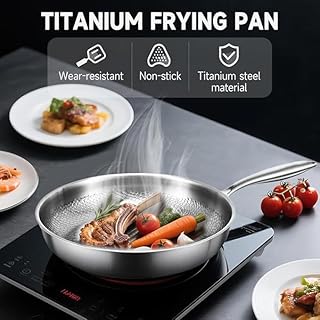 Poêle martelée en titane Pro avec couvercle, résistante aux rayures, conduction rapide de la chaleur, compatible avec toutes les plaques de cuisson (22 cm)