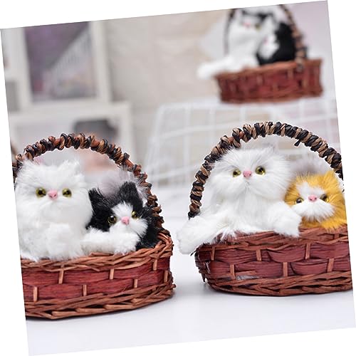 Beaupretty 2 Pçs Casa Ornamentos Gato Boneca Cesta Simulação Gato Na Cesta Gatinho De Pelúcia Figura