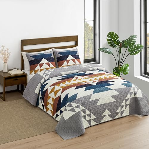 PENDLETON Explorer King Quilt Bedding Set with 2 Shams Premium Cotton Lightweight Quilted Bedspread Coverlet for Bed Rustic Home Decor Machine Washable, 110-inch x 96-inch, Blue Grey Multicolor