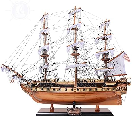 Old Modern Handicrafts USS Constitution, Medium
