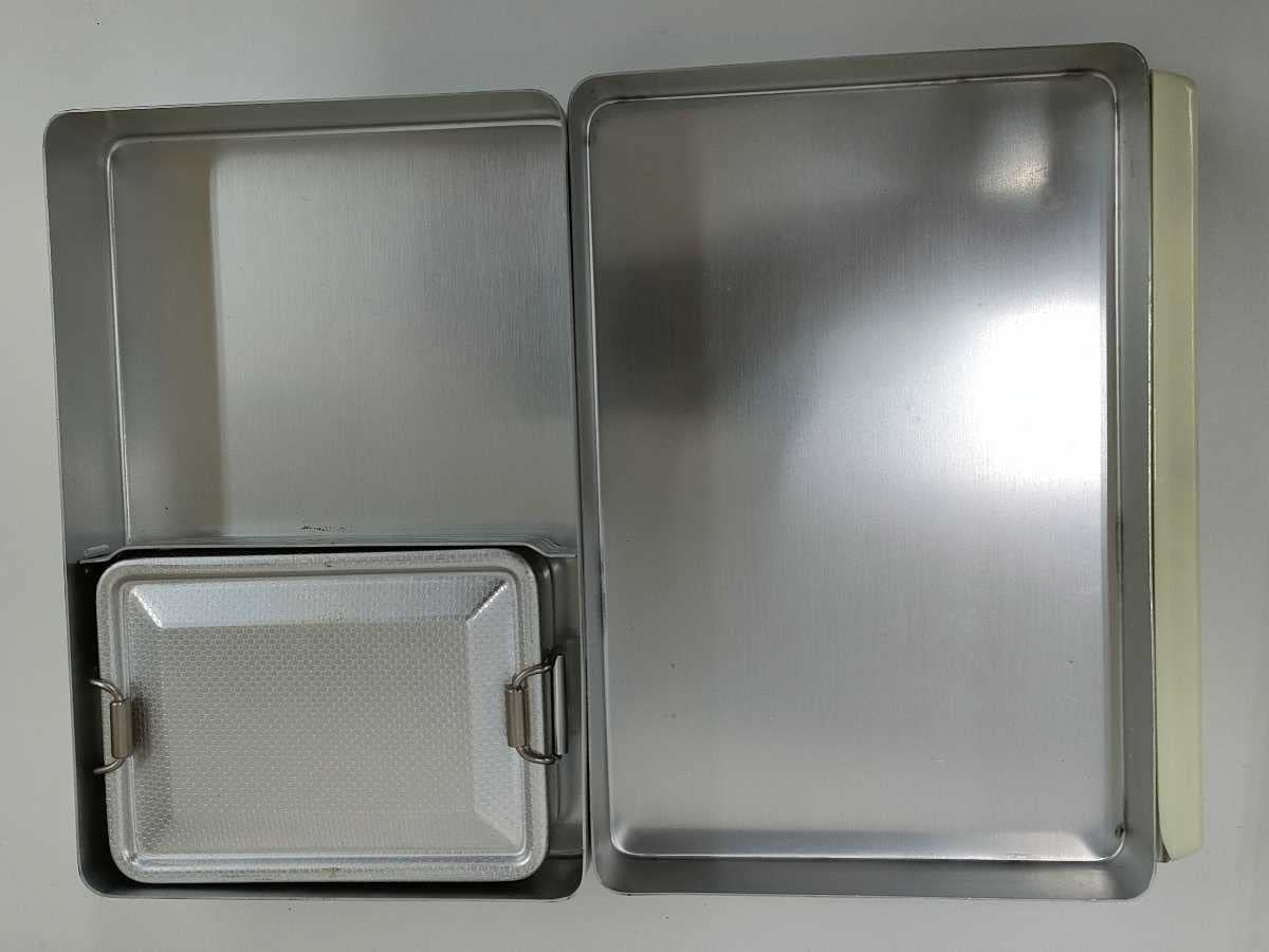 昭和レトロ　アルミ弁当箱　　当時物　3個セット Amazon.co.jp: 昭和50年製レトロ三和 アルミ 弁当箱 少女 フラワー 箸