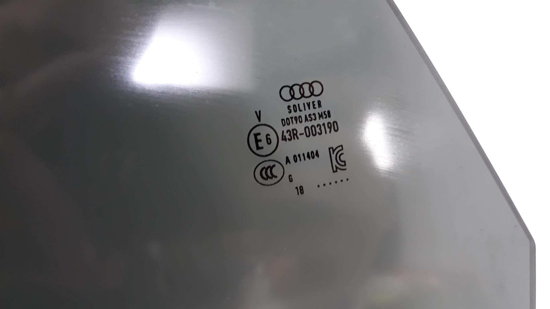 Rear Window Left Audi Q8 4M8845205A (used) (ID:mocep1051611 