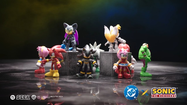 Amazon.com: DC X Sonic Collectable 2.5 Inch Scale Action Figures