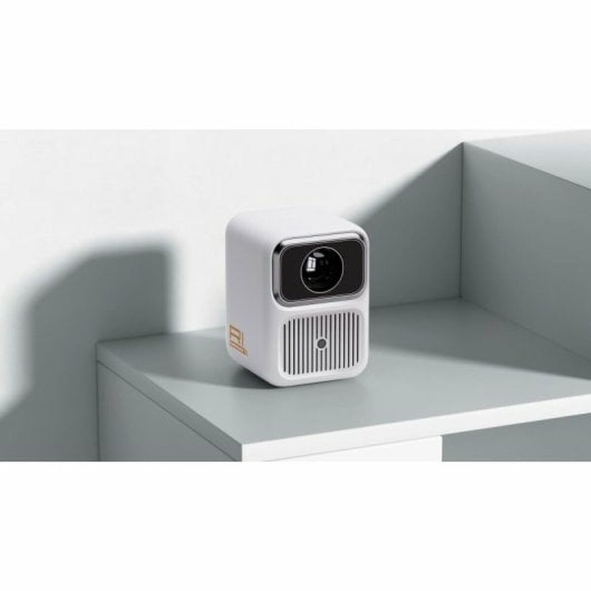 Wanbo Dali 1 | Intégration du projecteur avec vidéo Youtube, Netflix, Prime Video, HBO, etc. | Niveau de luminosité 350 ANSI, 720P, Android 9.0, Mise au Point Automatique, WiFi6, HDMI 1.4, Ports USB
