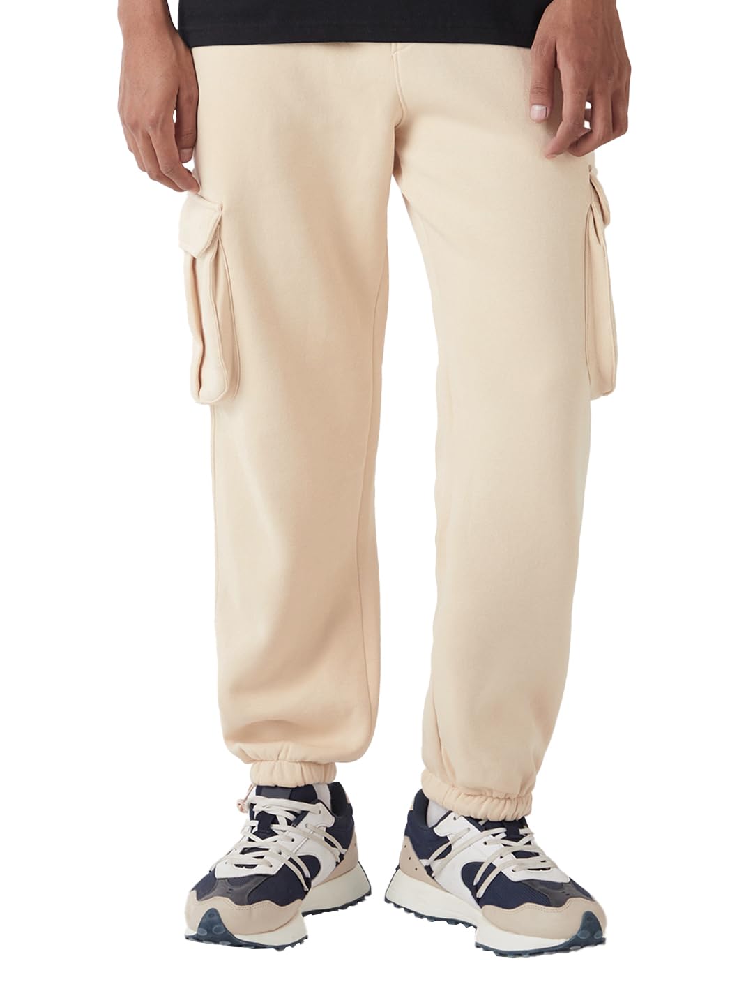Bewakoof Men's Heavy-Duty Fleece Oversized Joggers at ₹699 – Amazon
