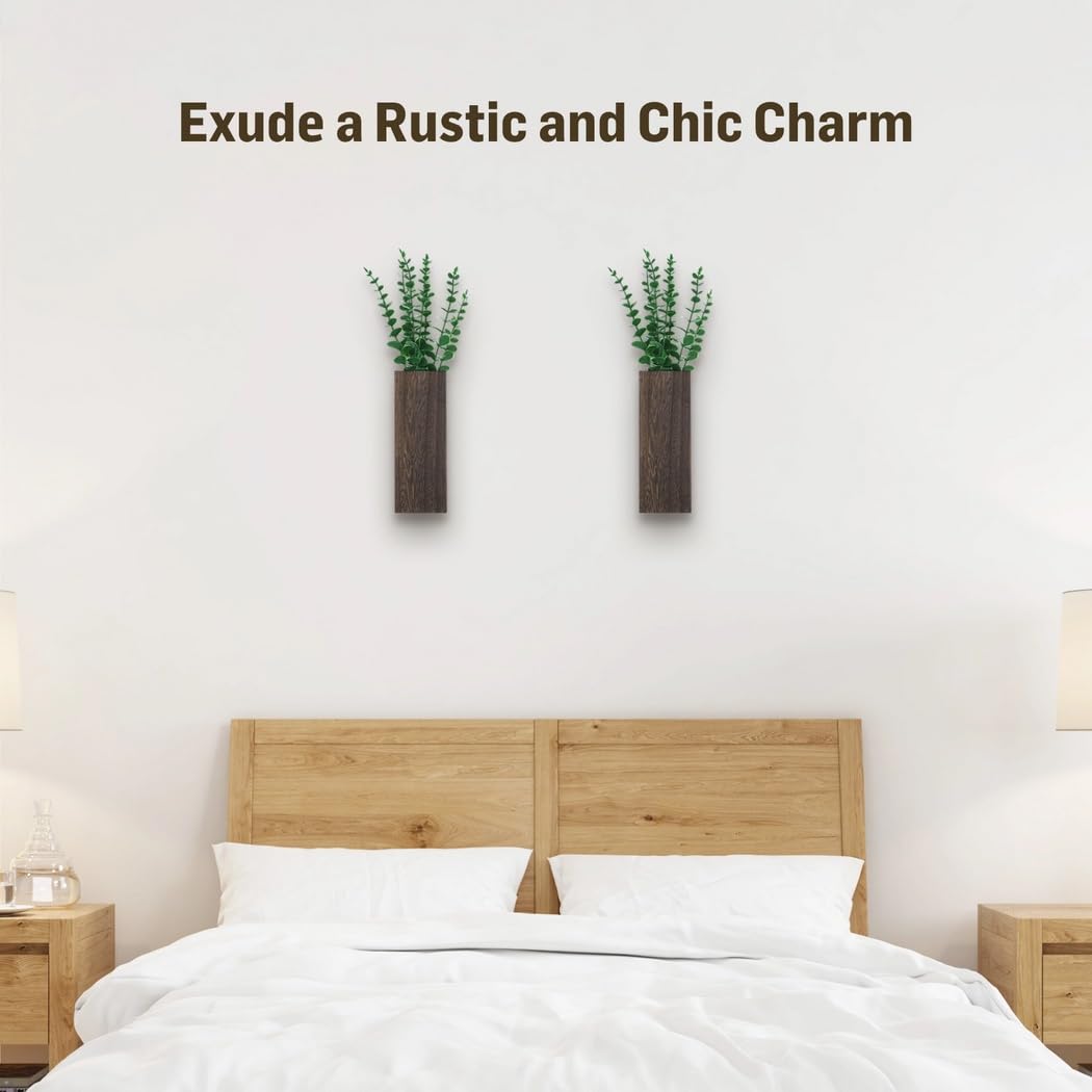 Paire de supports muraux en bois avec faux eucalyptus pour fleurs séchées