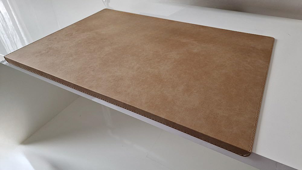 Gewinkelte Schreibtischunterlage mit Kantenschutz Nubuk Leder 90 x 47 Beige