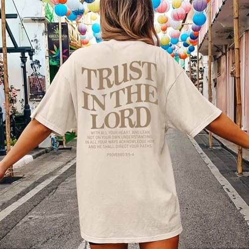 Tuislay Christian Shirts for Women Trust in The Lord Oversized Tshirts Jesus Graphic Tees Faith Religious Bible Verse Tops2