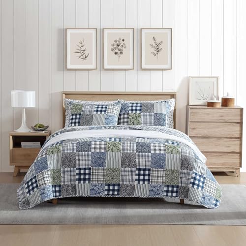 Image of Eddie Bauer - King Quilt Set, Reversible Cotton Bedding with Matching Shams, Patchwork Luxurious Bedding Set with Plaid Reverse (Cozy Plaid Patchwork Blue /Green, King)
