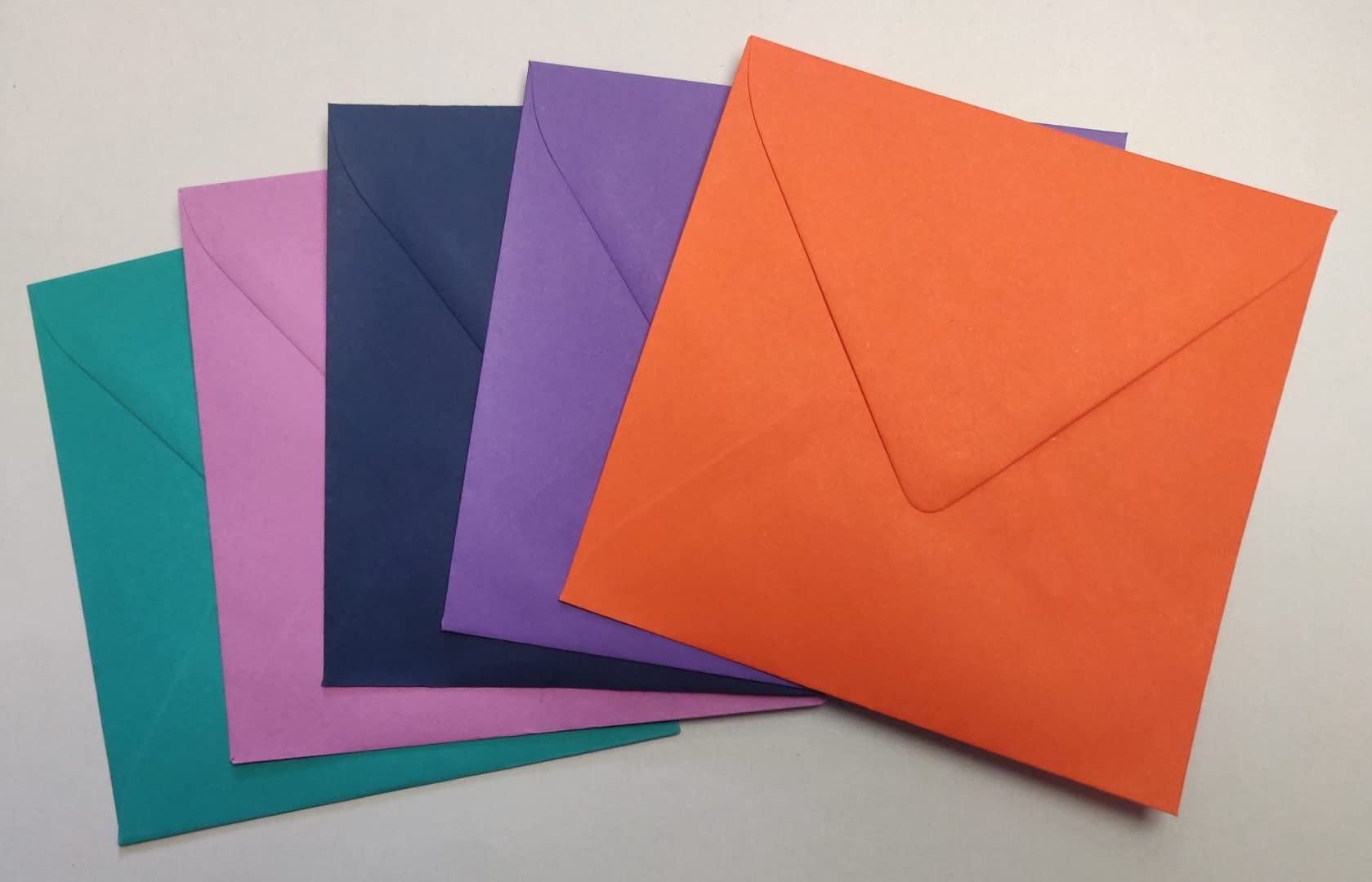 Tophobby Square Envelopes 14 x 14 cm in 10 Colour Combinations Pack of 250