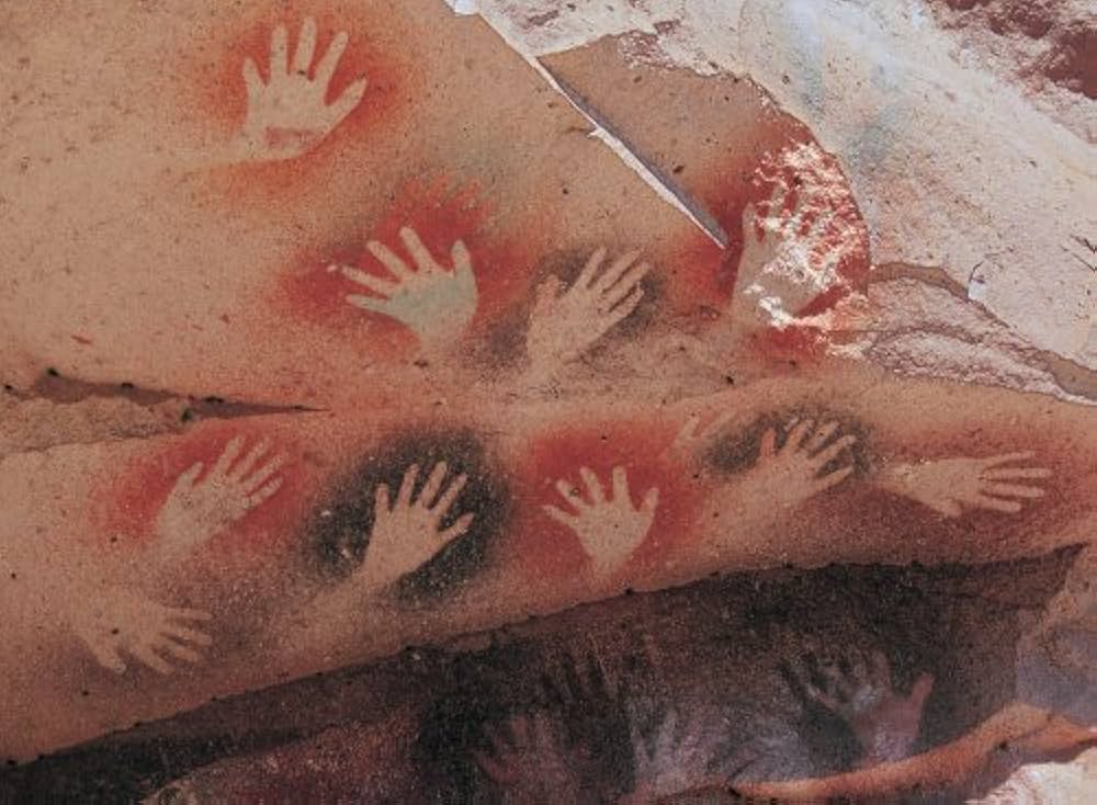 Cave Art: Clottes, Jean: 9780714845920: Amazon.com: Books