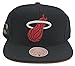 Mitchell & Ness Miami Heat New Born and Bred NBA Finals 2006 Black Red Snapback Hat Cap
