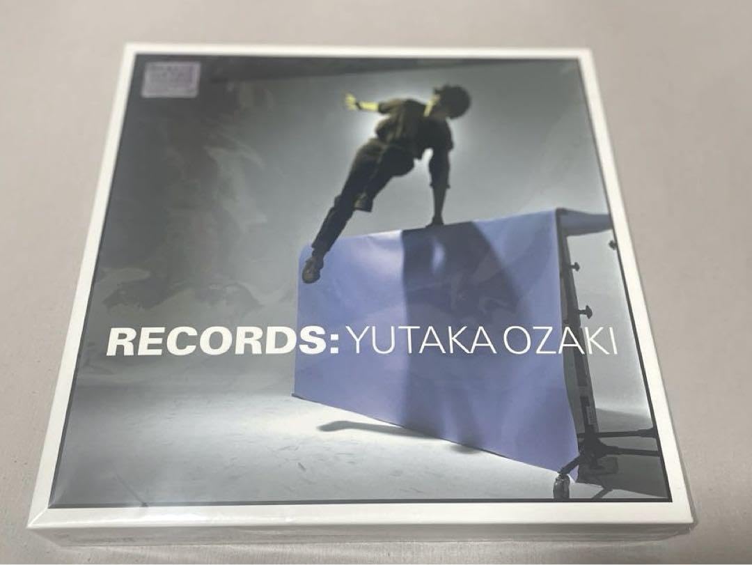 Amazon.co.jp: 尾崎豊:生誕50年記念レコードBOXセット 9枚組 限定重量 