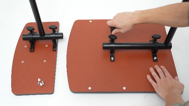Mesa portatil ajustable para laptop con ruedas y almacenamiento miniatura 7