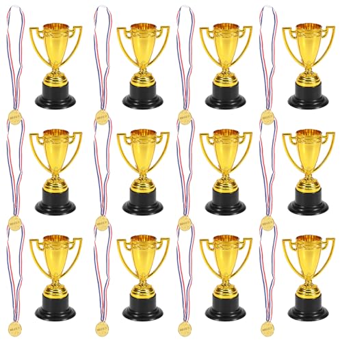 Médailles d'or et trophées en plastique pour prix de fête