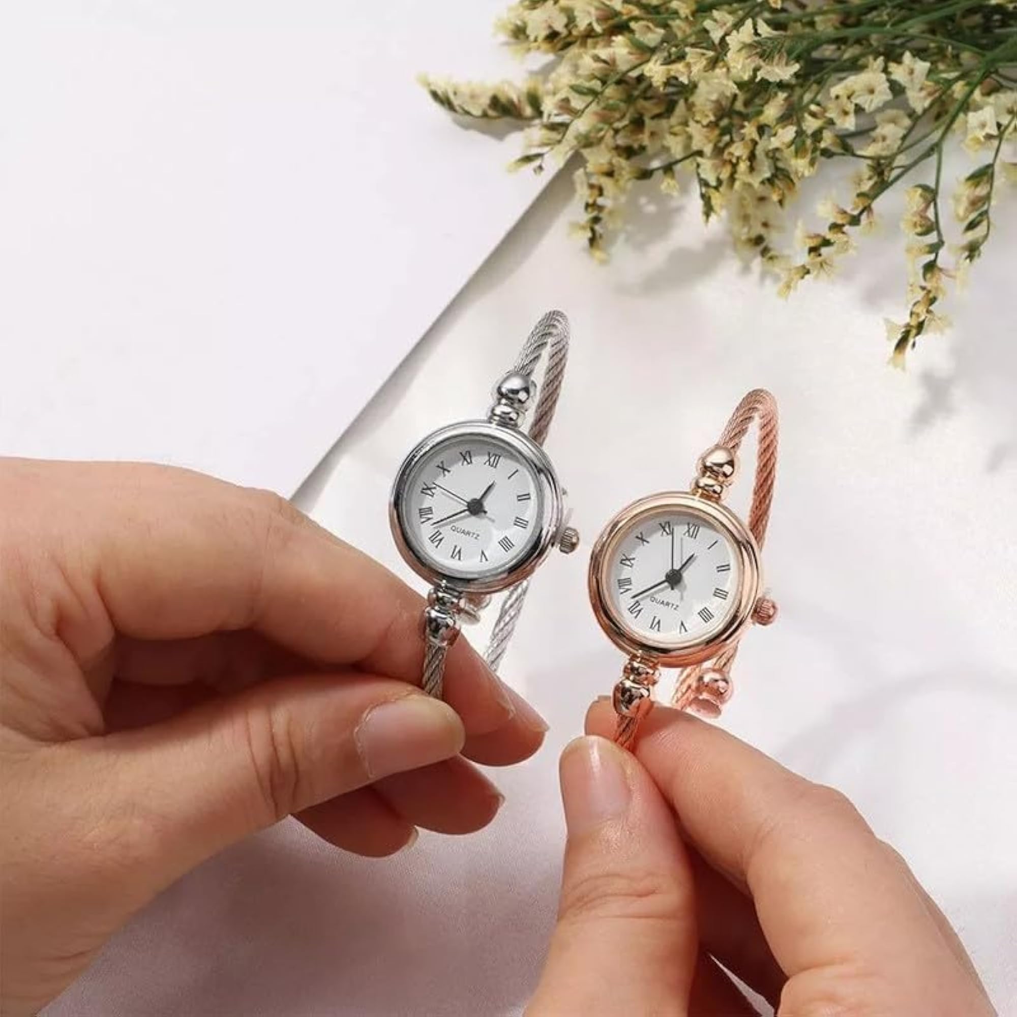 Women's Fashionable Small Round Dial Bracelet Watch, Thin Strap Quartz