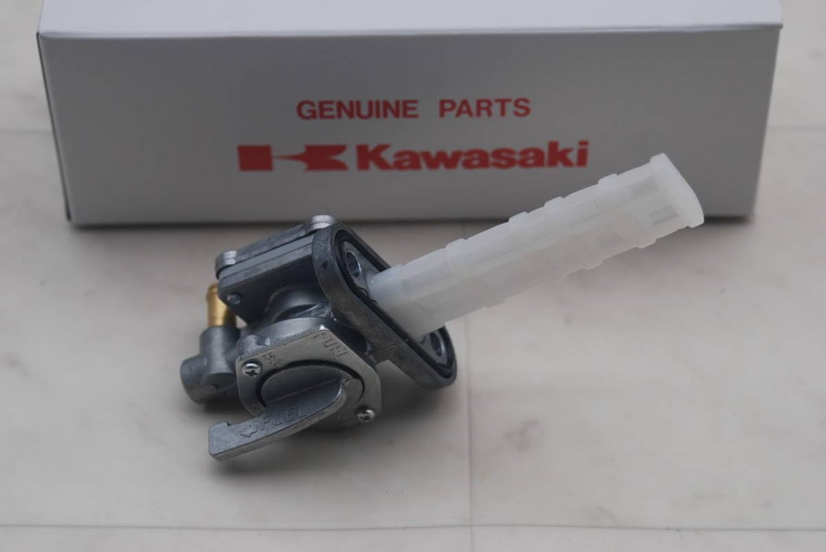 Amazon.co.jp: ♪空冷GPZ750 純正 燃料コック フューエルコック KZ1000 