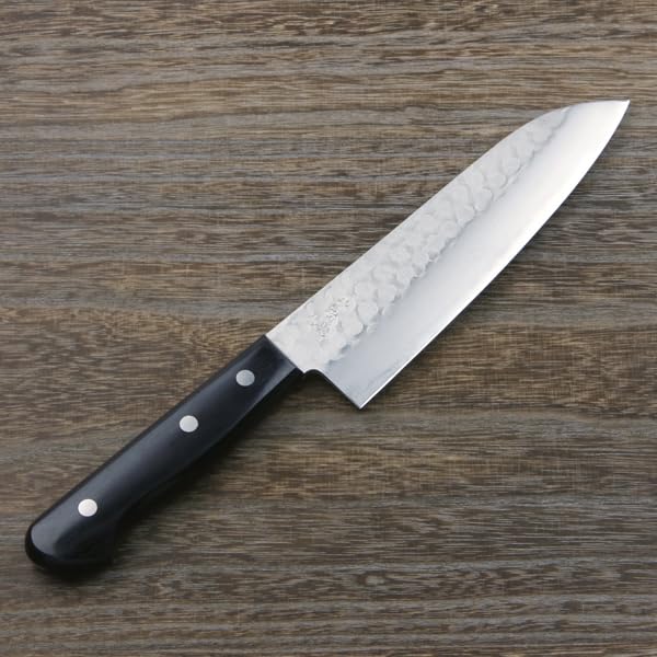 三徳包丁　青紙　 槌目 刃渡り約170mm 木製鞘付き Amazon | 鍛造 割込 青紙鋼 三徳包丁 170mm 梨地槌目 | ほんまもん