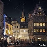 STYLE ET ASPECT : Tableau sur toile place cathédrale de Strasbourg 65x65 cm. Cette impression sur toile décorative tendue sur un châssis en bois FSC est imprimée en haute définition grâce à des encres UV sans aucun solvant. Elle est certifiée Origine France Garantie et fabriquée à la commande pour éviter toute surproduction.