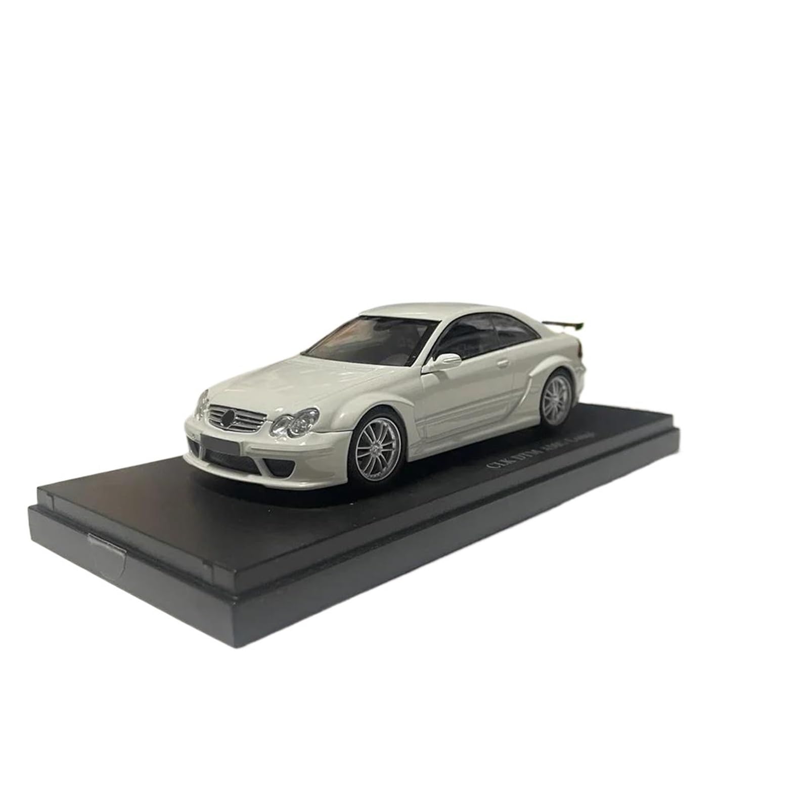 Metallo Scala Replica Collezione modelli di auto in lega pressofusa statica Clk Dtm Coupe C209 in scala 1 43 decorazioni per la casa Hobby Veicoli Giochi Set