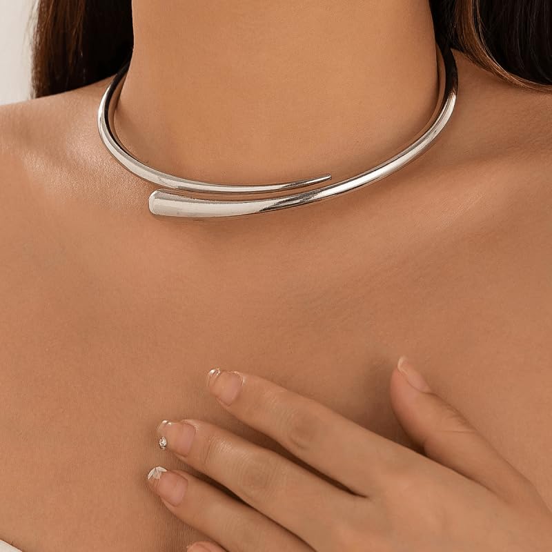 Collier de déclaration de mode rigide et épais style ras du cou