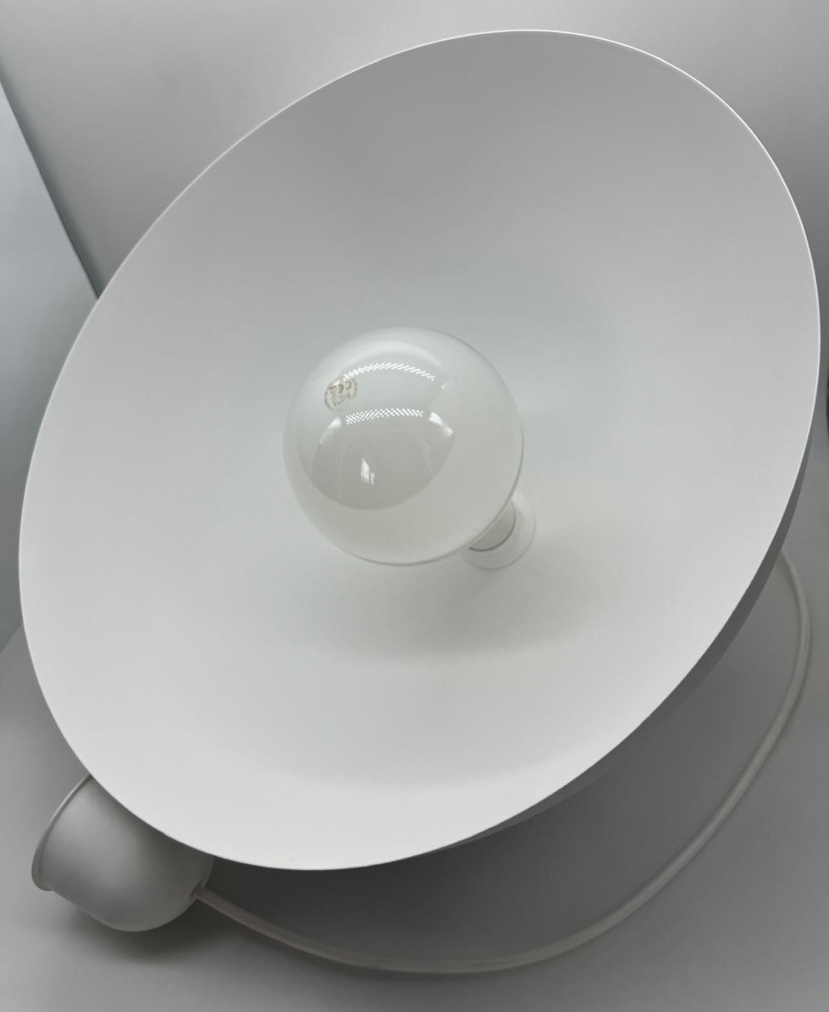 L+ Lampadario a Sospensione Moderno per Cucina e Soggiorno | Lampada Mezza Sfera Metallo 40cm E27 | Design Industriale Made in Italy (Bianco RAL 9016, Cavo 80cm)