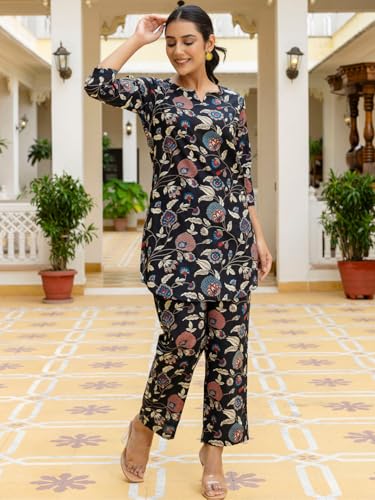 Image of feranoid Elegant V-Neck 3 /4 Sleeve Kurta & Pant Co-ord Set (S-XXL)