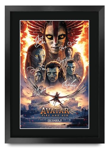 HWC Trading Avatar 3 Fire and Ash Los Regalos Imprimieron El Cartel Firmaron La Imagen Del Autógrafo Para Los Fans De La Memorabilia De La Película   A3 Enmarcado