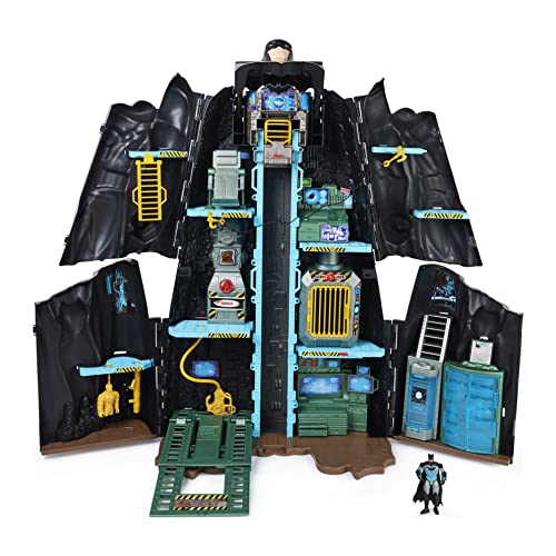 DC Comics Batman, Bat-Tech Batcave, Giant Transforming Playset with Exclusive 4â Batman Figure and Accessories, Kids Toys for Boys Aged 4 and Up