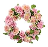 Dieser Blumenkranz besteht aus künstlichen Rosen, lebhaften und lebensechten Blättern, und ist mit Schleierkraut auf dem Rattankranz verziert. Dieser Blütenkranz hat ein natürliches und schönes Aussehen und bringt helle Farben in Ihre Heimdekoration.