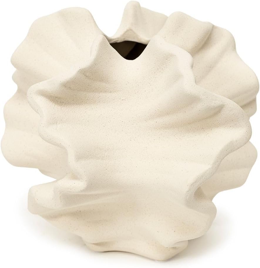 Ceramic Coral Vase – Modern Boho Nordic Style, White Centerpiece for Pampas Grass and Home Decor in Living Room, Bedroom, or Office