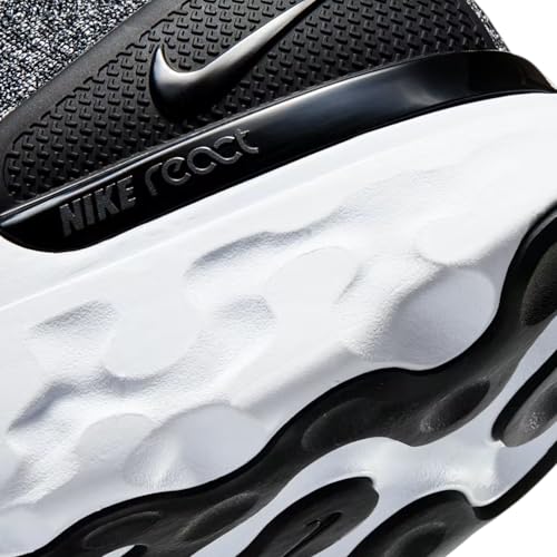 Image of Nike Men's React Phantom Run Flyknit 2 Sneakers