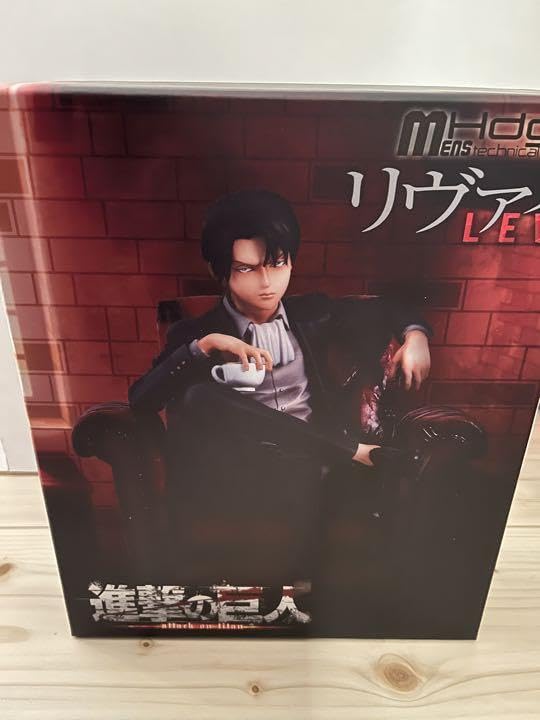 進撃の巨人 リヴァイ フィギュア mensHdge ユニオンクリエイティブ