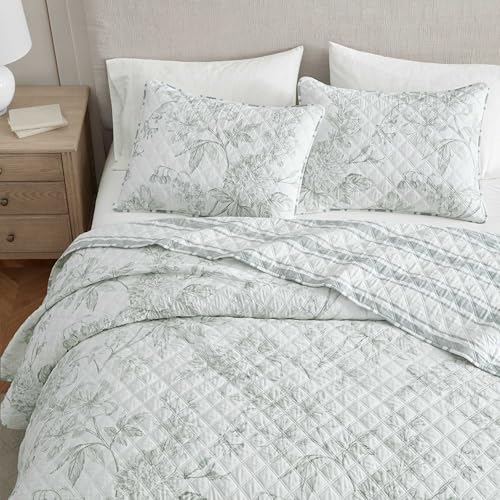 Image of Martha Stewart - King Quilt Set, 100% Cotton Reversible Bedding Set, Incredibly Soft Feel for Year Round Comfort, 3 Piece Bed Set with Matching Pillowcases (Vine Flora Green)