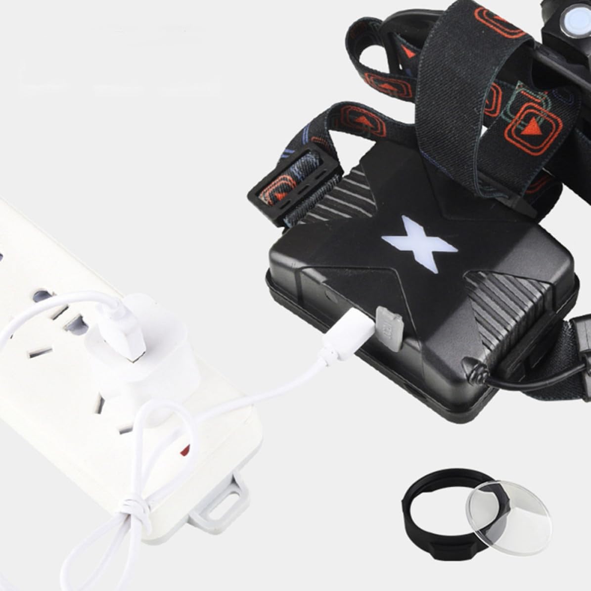 ULTECHNOVO Lampada Frontale Lega di Alluminio e LED Ricaricabile USB Super Luminosa 3 Modalità di Illuminazione per Campeggio e Pesca All'aperto