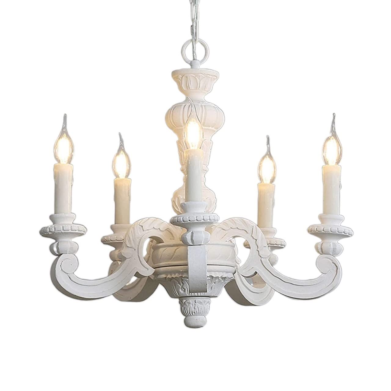 Lustre d'escalier style bougie pour une ambiance rétro chaleureuse
