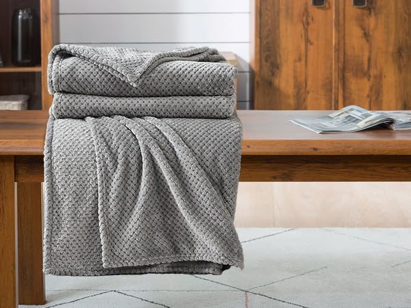 CompuCleverFleece Throw Blankets for Couch, Cozy Lightweight Flannel Blanket, 300 GSM Soft Blankets for All Seasons, Warm Fuzzy Blanket for Winter Bed Sofa Travel Picnic(Grey, 200x 240cm) King
