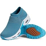 Mode: Es ist ein perfekter Plateau-Sneaker, der den ganzen Tag getragen werden kann und zu allen Hosen, Kleidern und Oberteilen passt.